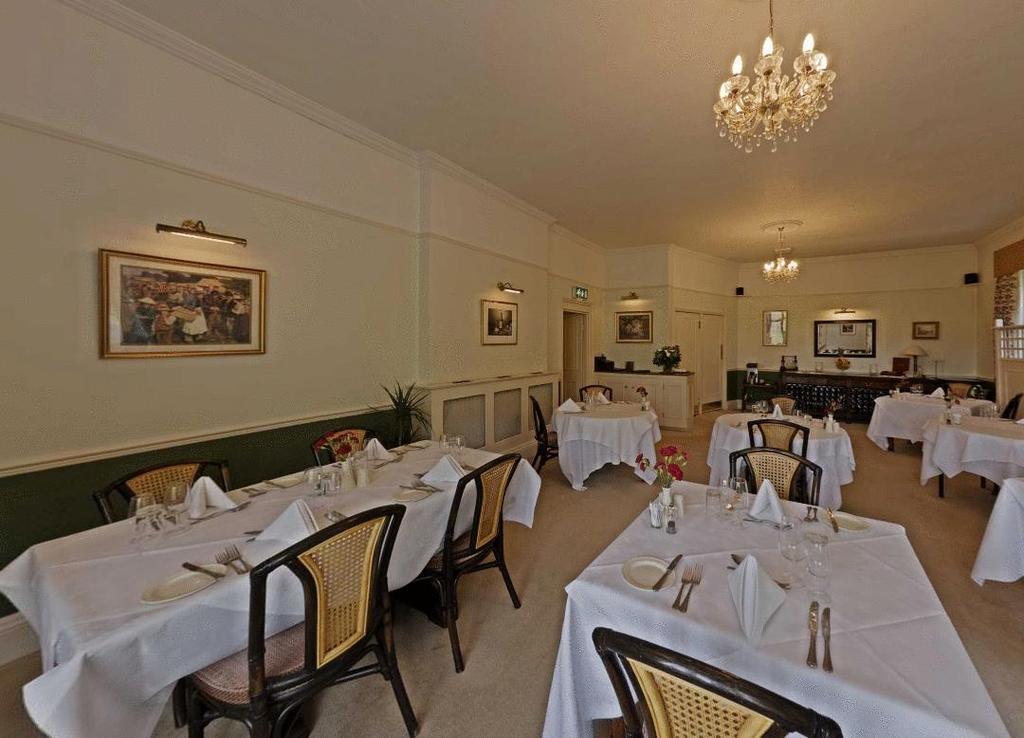 Best Western The Cliffe Hotel Limpley Stoke Eksteriør billede